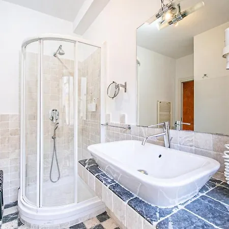 Apartment Vatican Glamorous At Passeggiata Del Gelsomino - Free Parking, 4 Guests, - Jubilee Ideal *